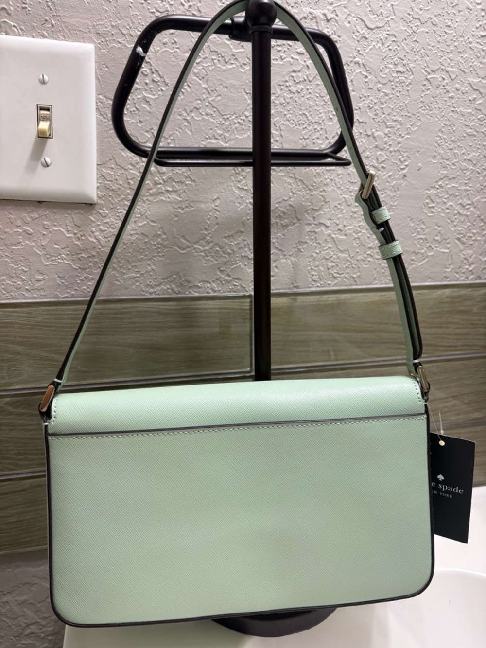 kate spade Mint Green Shoulder Bag with Gold Hardware - Picture 2 of 4